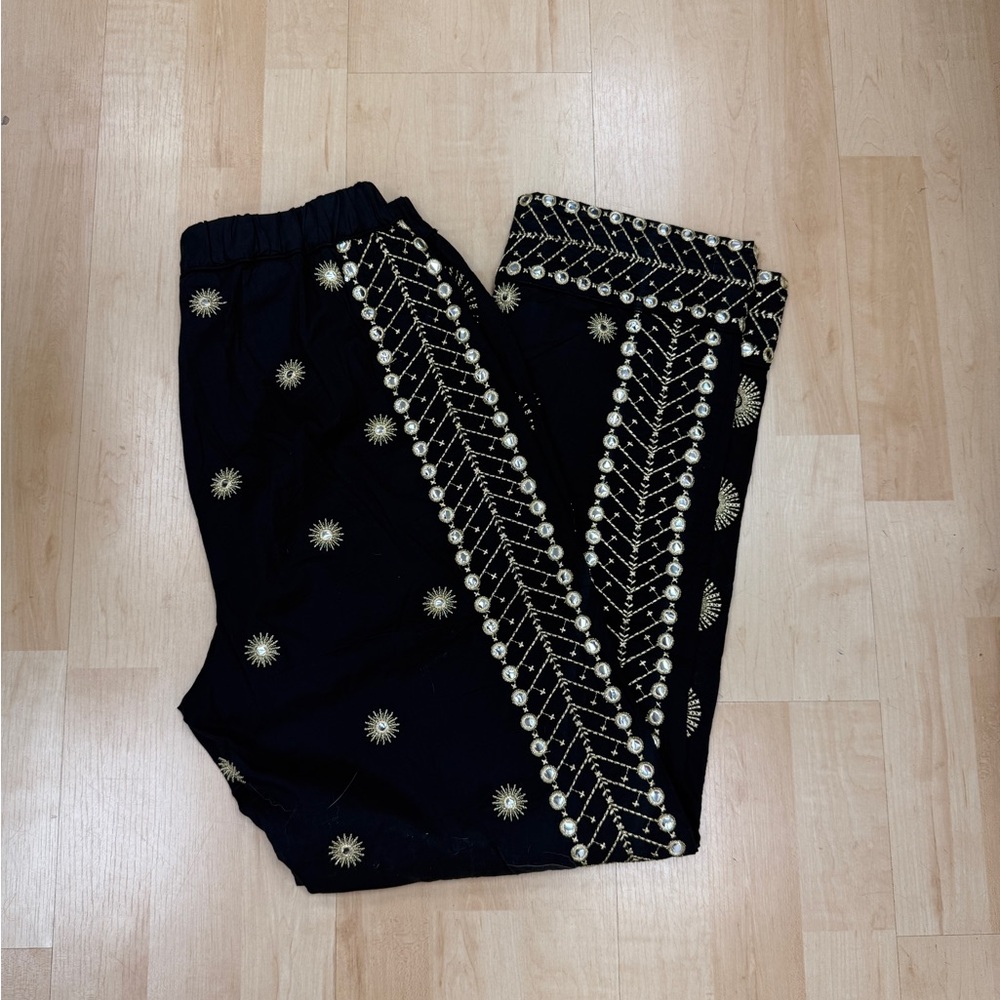 NWOT FARM Rio Black and Gold Embroidered Pants - Picture 4 of 4